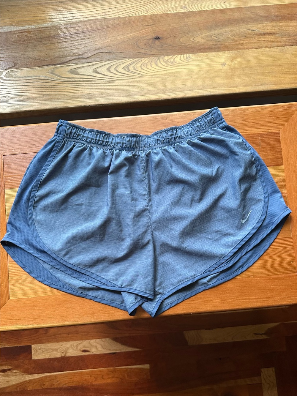 Nike Women's Dri-Fit Running Shorts in Blue, Size XL - Picture 3 of 6